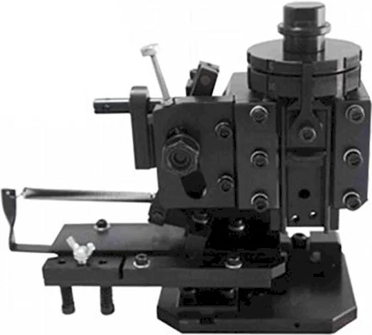 Jednotka horizontální/přímé krimpovací formy JST